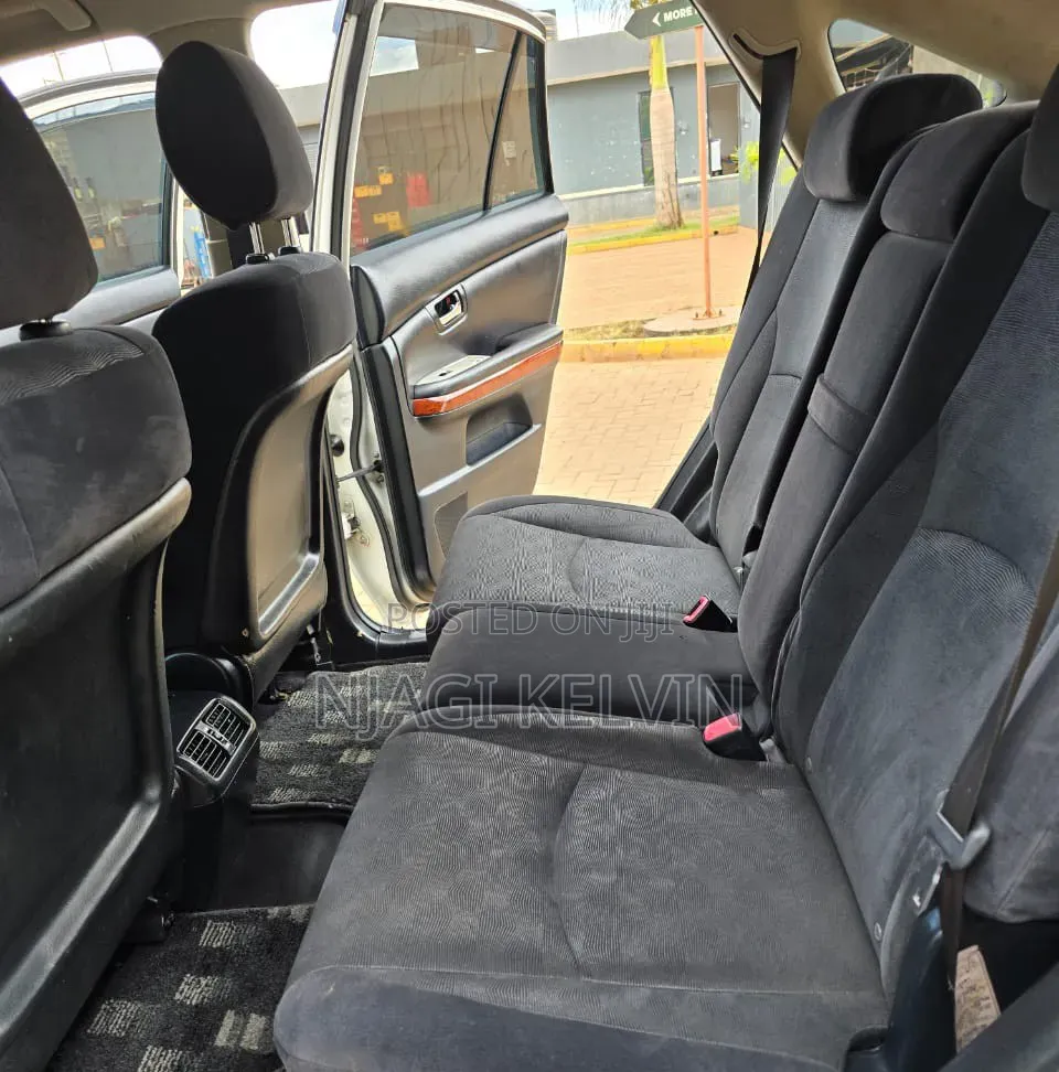 Toyota Harrier 2.4 2005 White