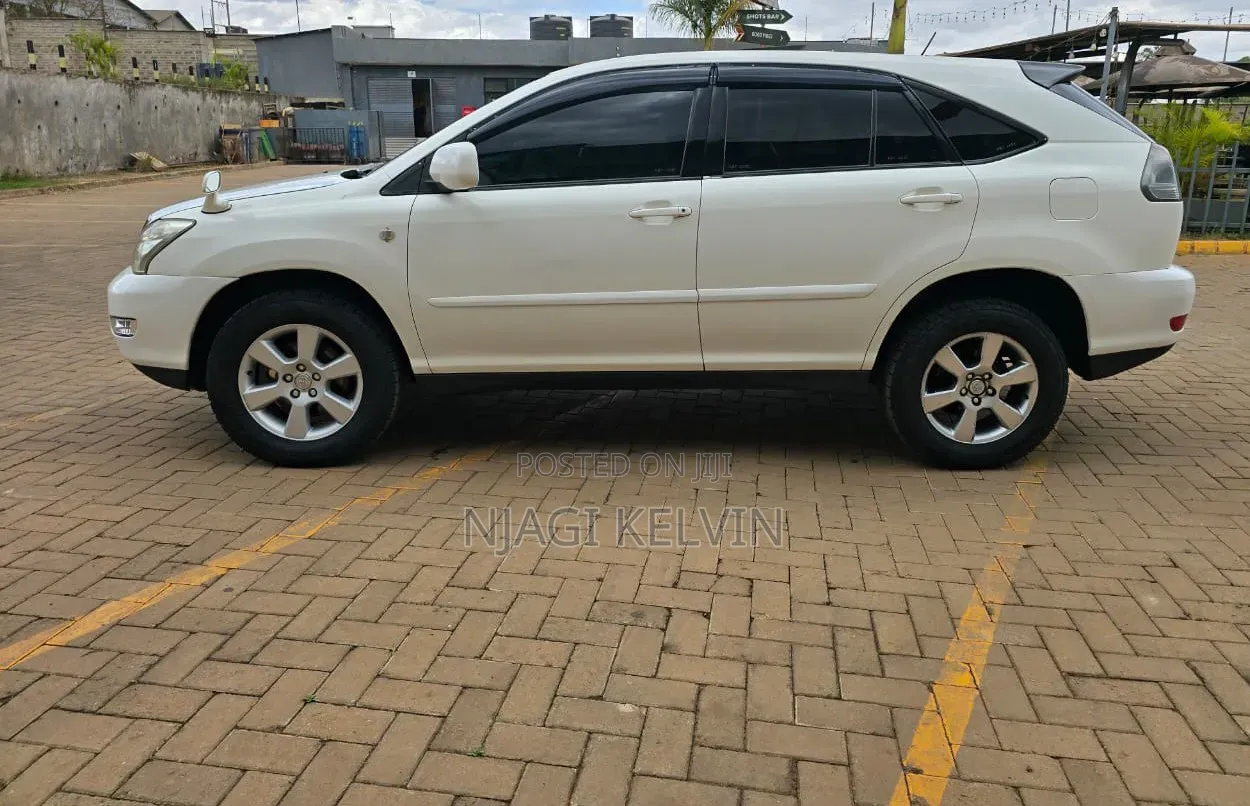 Toyota Harrier 2.4 2005 White