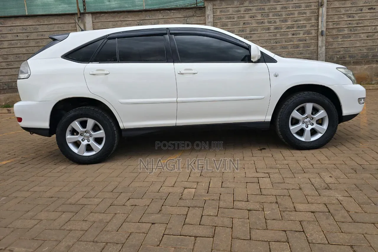 Toyota Harrier 2.4 2005 White