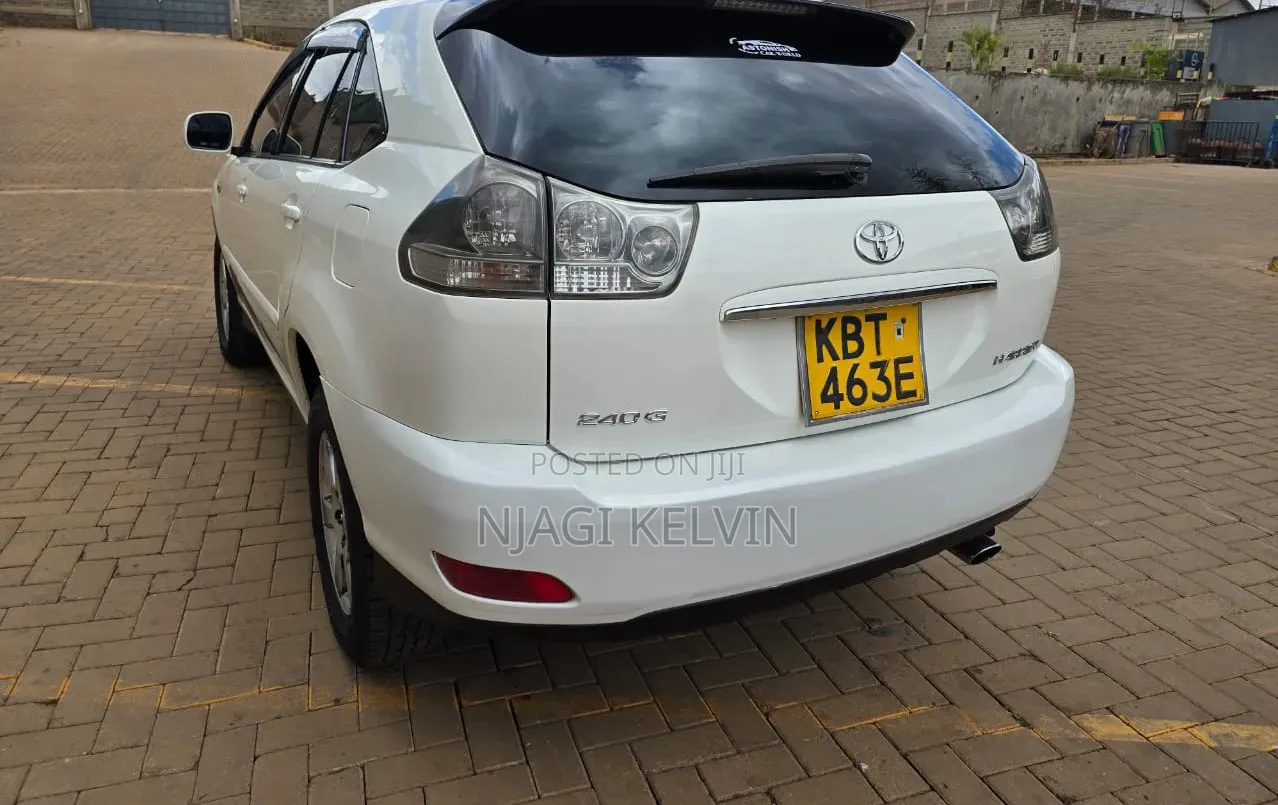 Toyota Harrier 2.4 2005 White