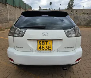 Toyota Harrier 2.4 2005 White