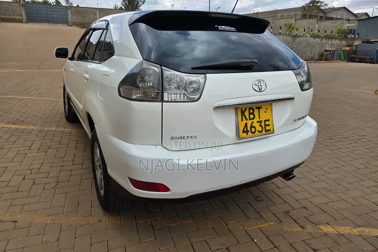 Toyota Harrier 2.4 2005 White