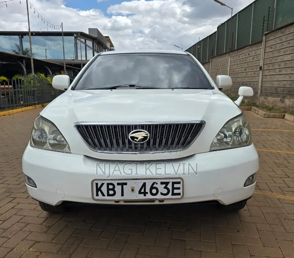 Toyota Harrier 2.4 2005 White