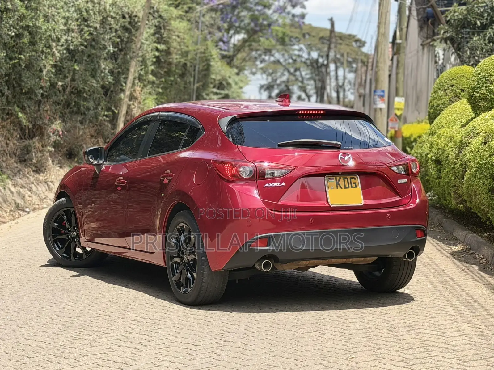 Mazda Axela 2015 Red