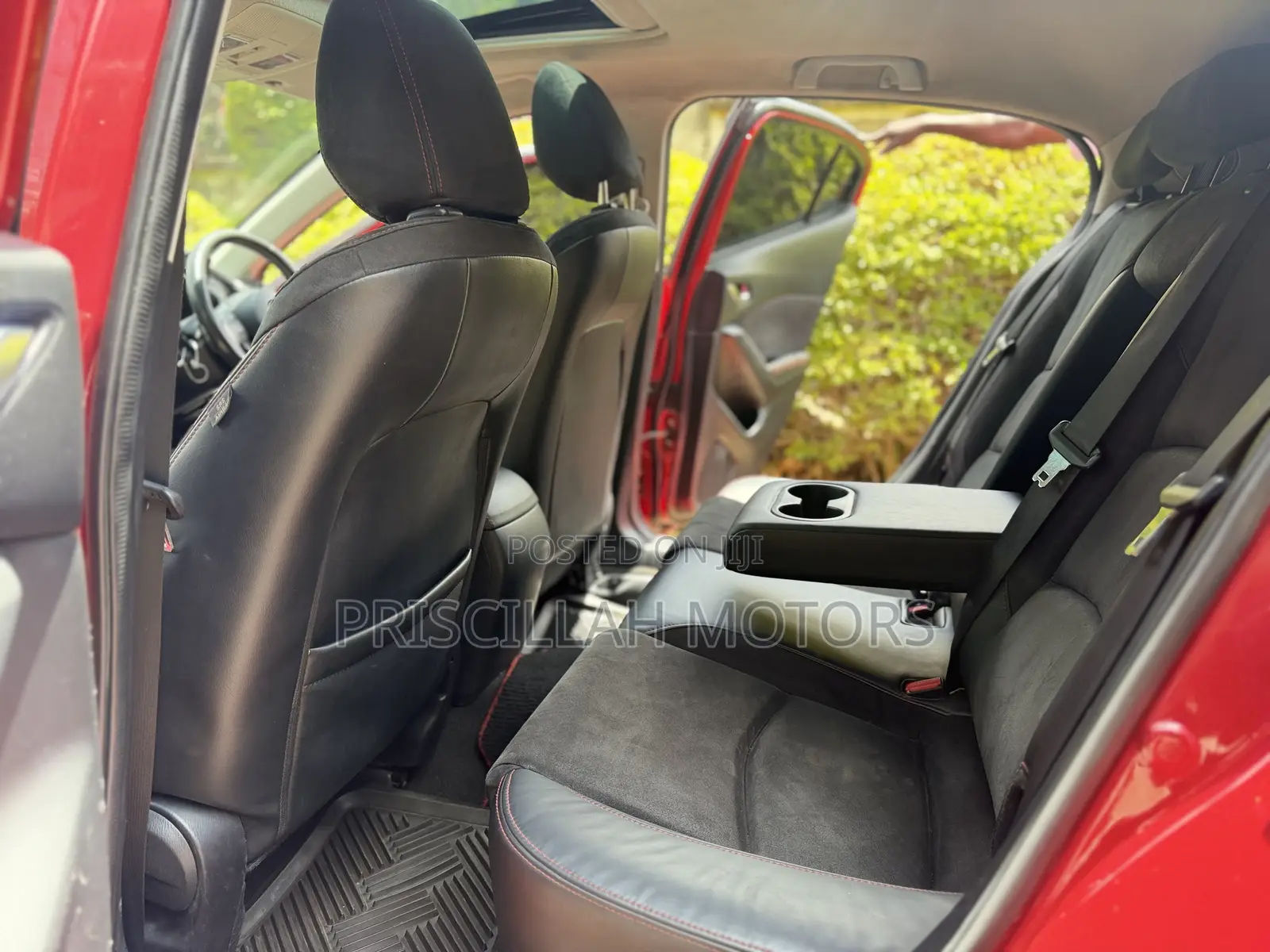 Mazda Axela 2015 Red