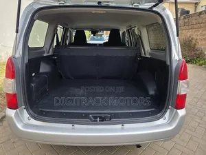 Toyota Succeed 2019 Silver
