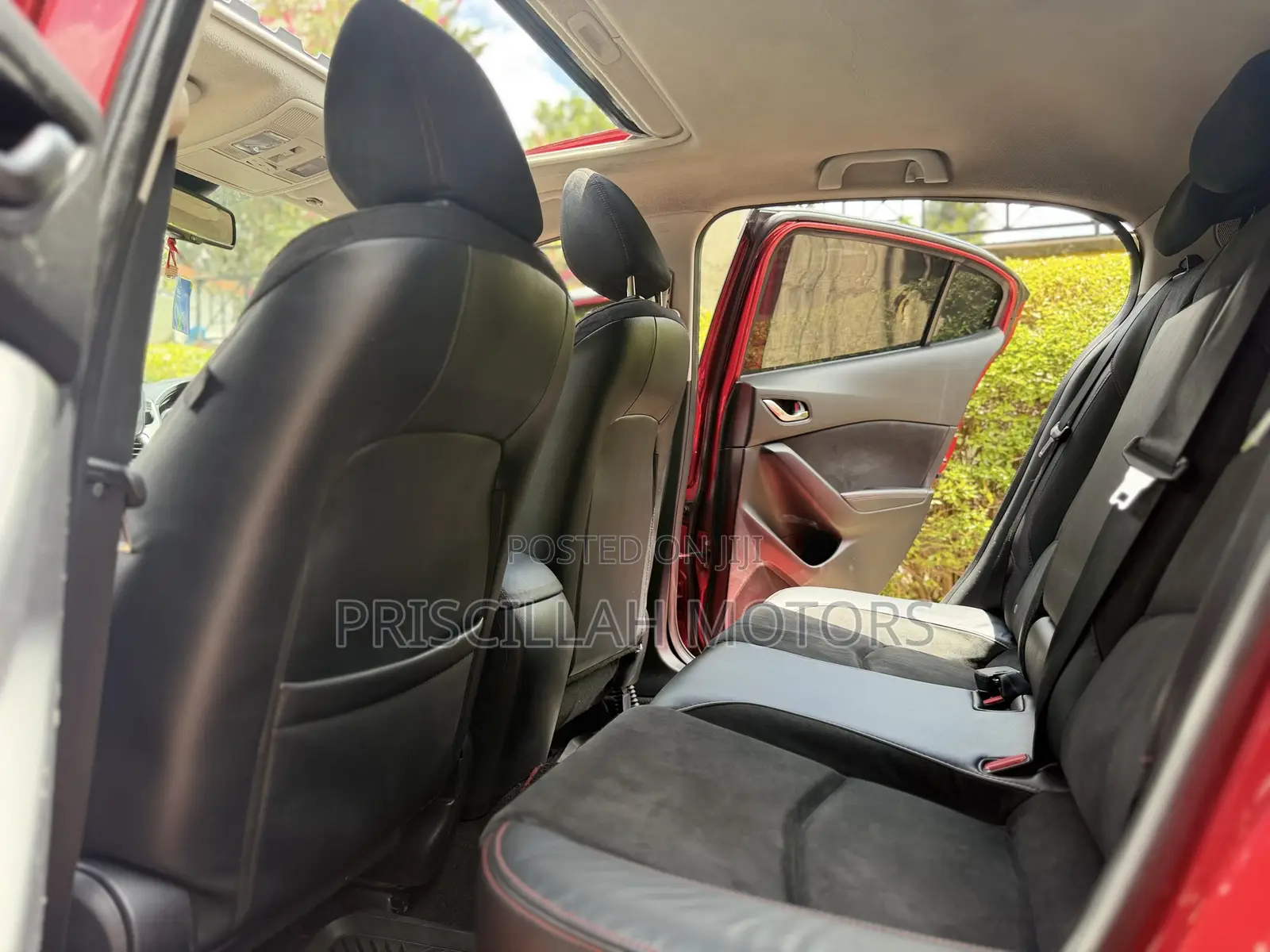 Mazda Axela 2015 Red