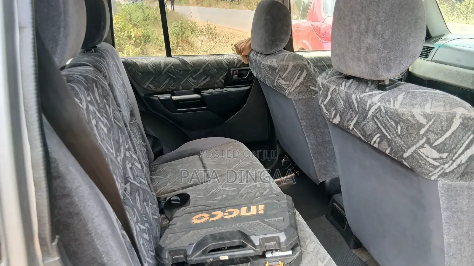 Mitsubishi Pajero IO 2000 Silver