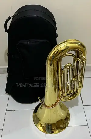 Professional BBb Tuba - 3 Valve - With Case & Mouthpiece