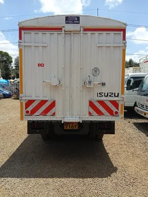 Isuzu NMR KDC 716y