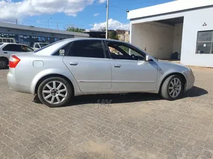 Audi Quattro 2011 Gray