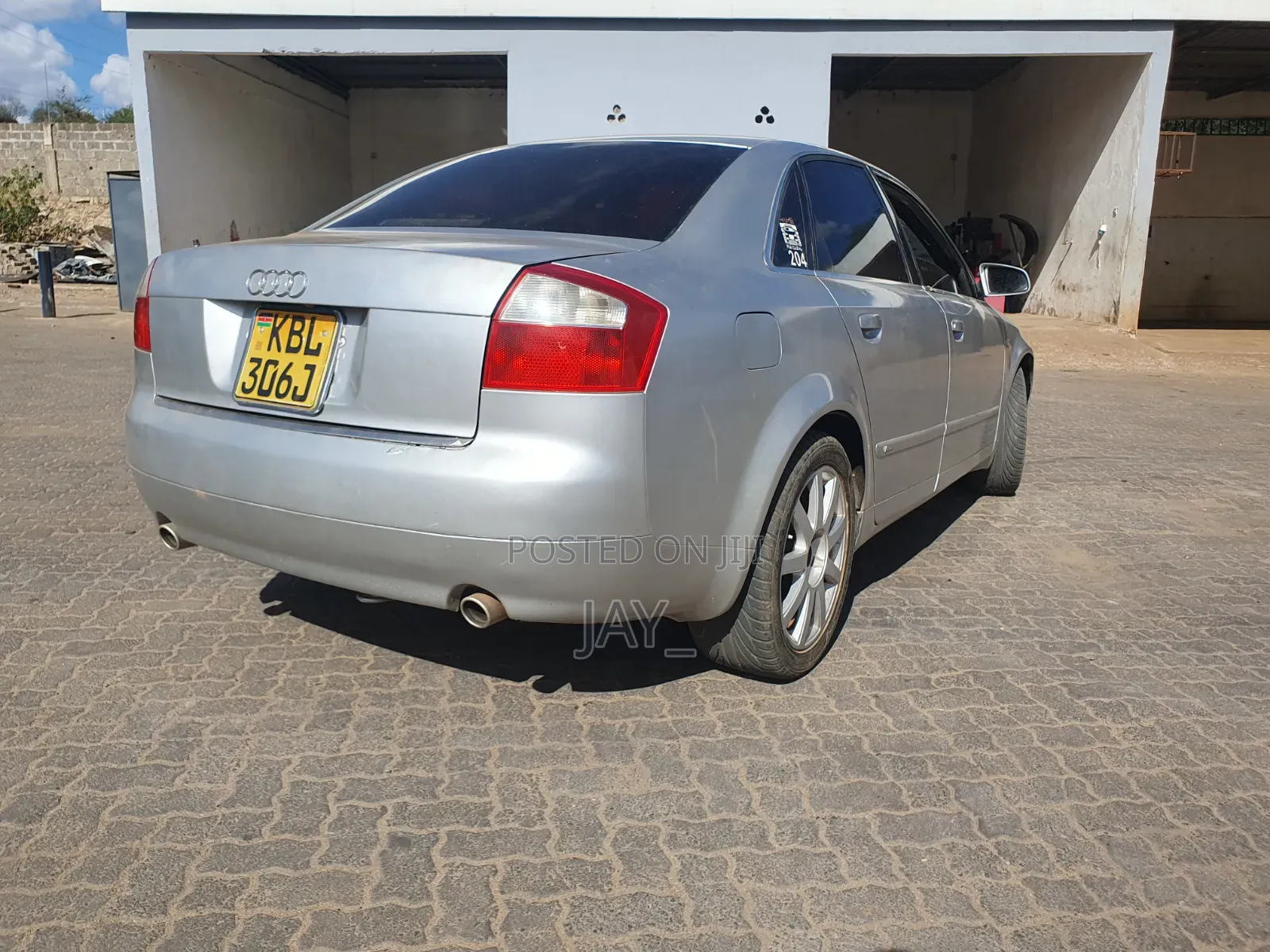 Audi Quattro 2011 Gray