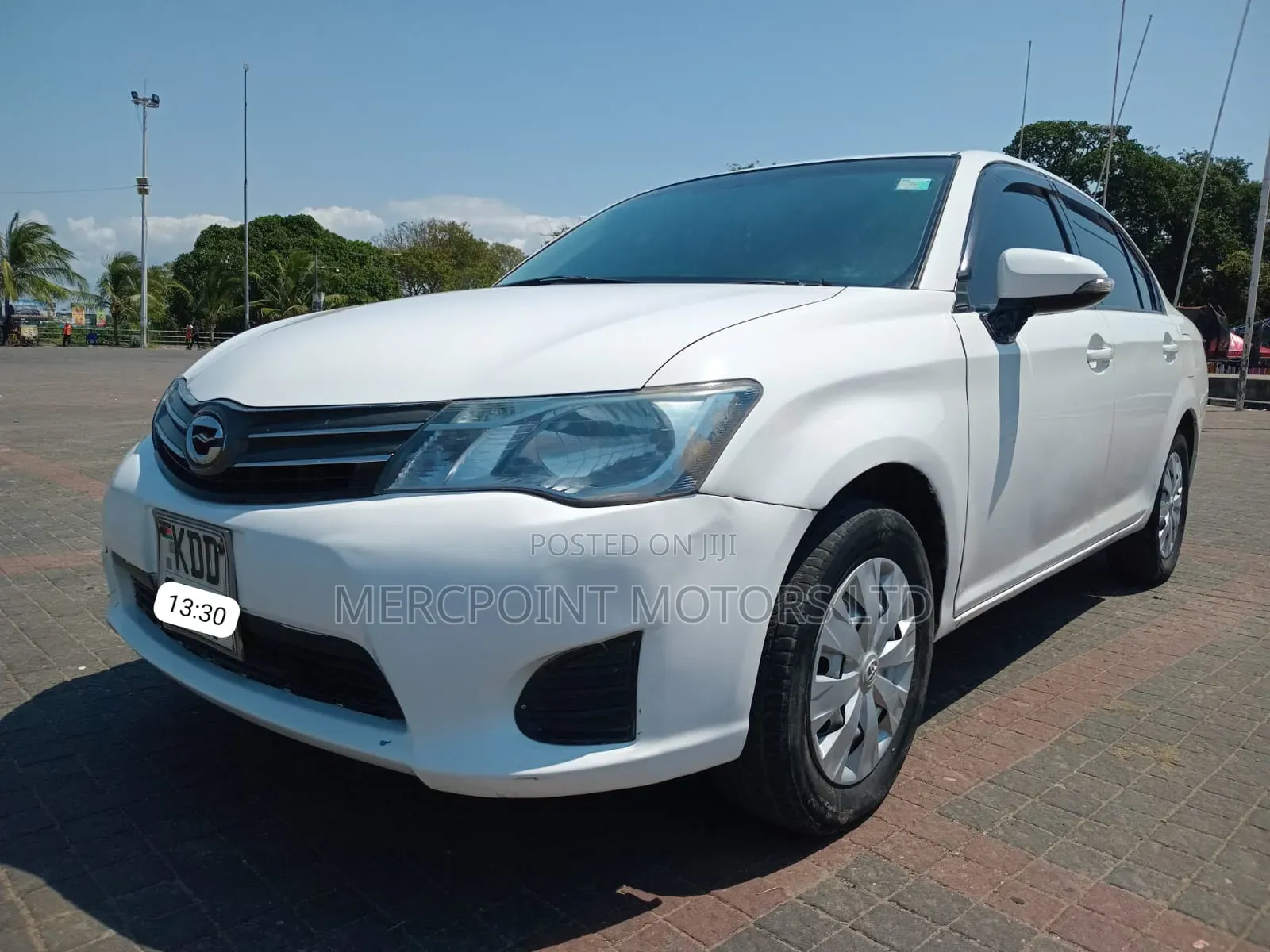 Toyota Axio 2014 Off white