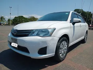 Toyota Axio 2014 Off white