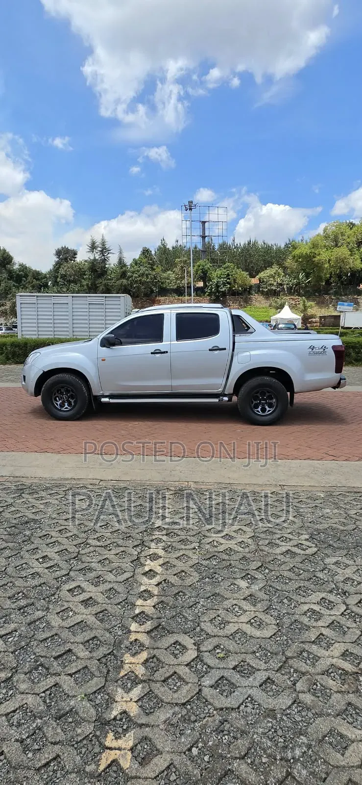 Isuzu D-MAX 2015