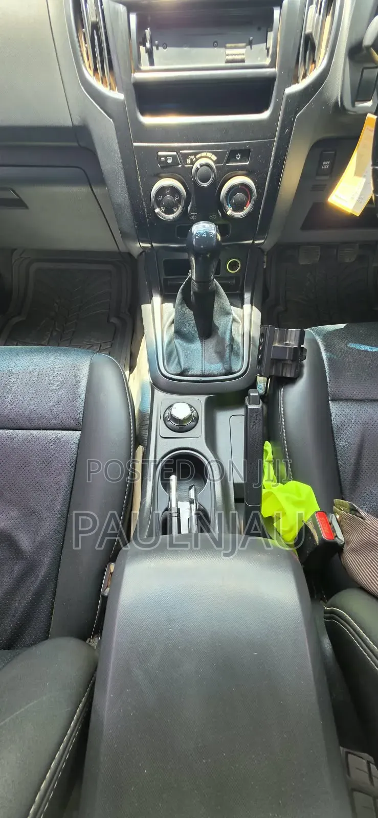 Isuzu D-MAX 2015