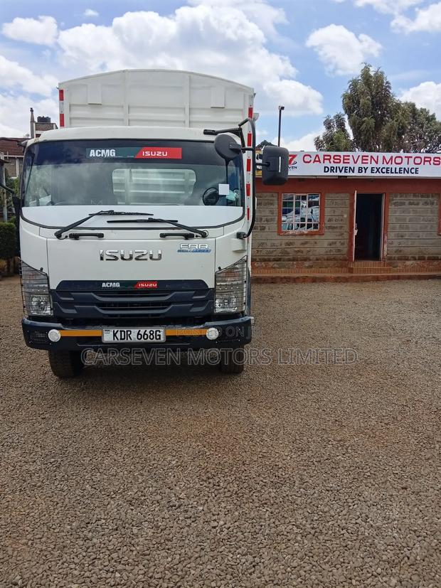 Isuzu FRR 2024 White
