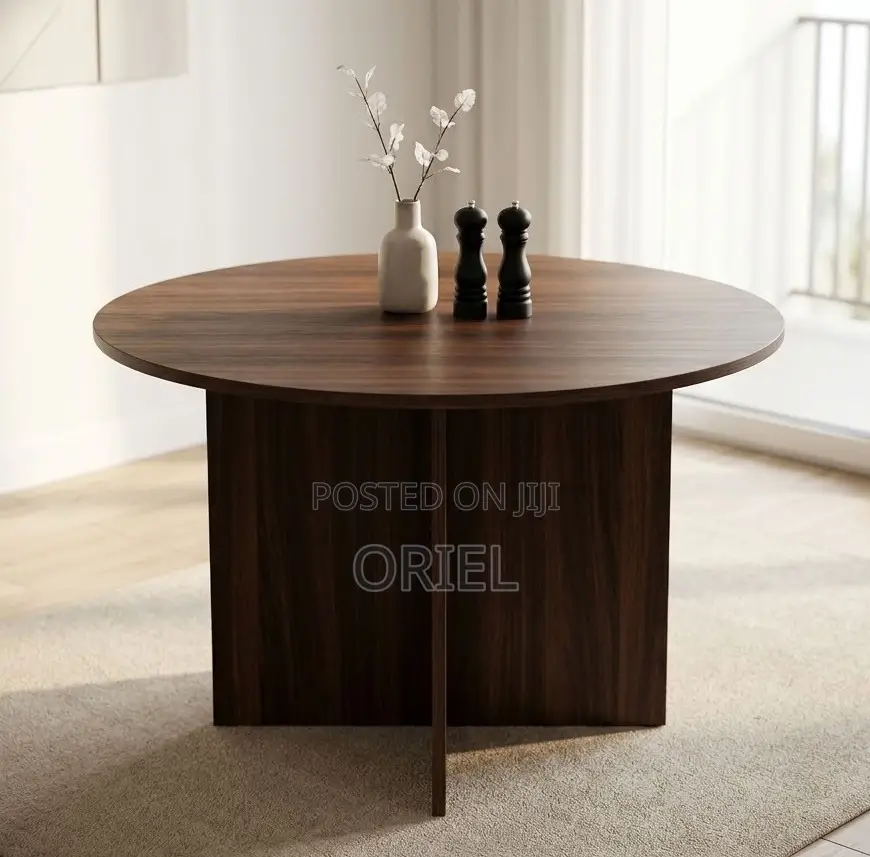 Professional Conference Table Kenya – Compact Meeting Table