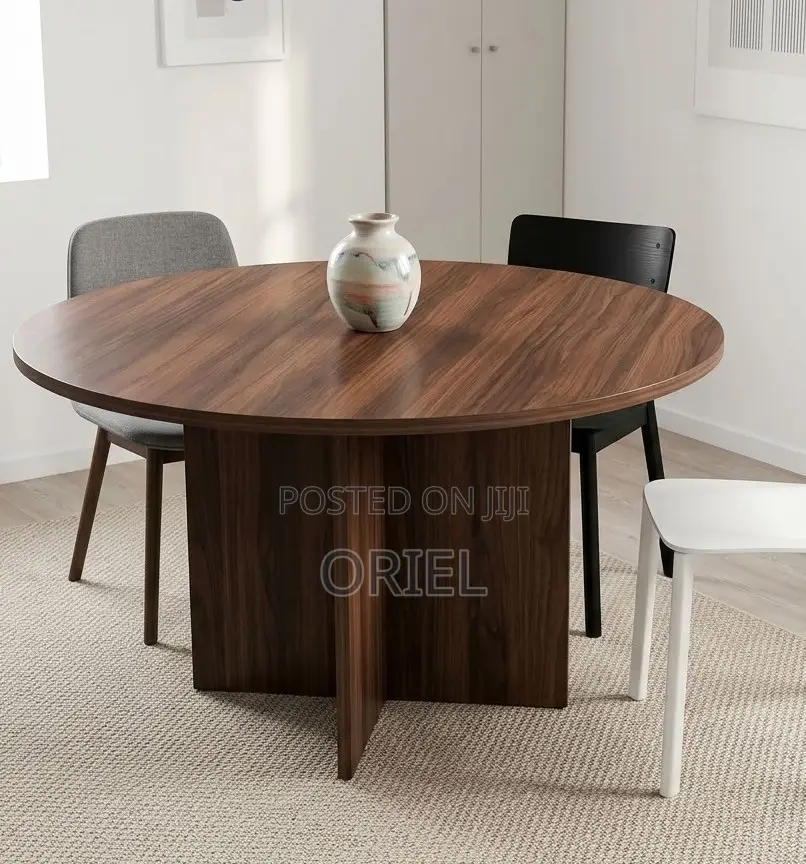 Professional Conference Table Kenya – Compact Meeting Table