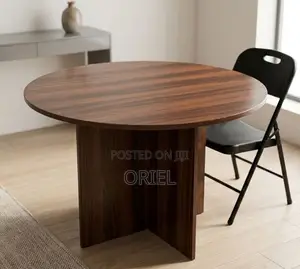 Professional Conference Table Kenya – Compact Meeting Table