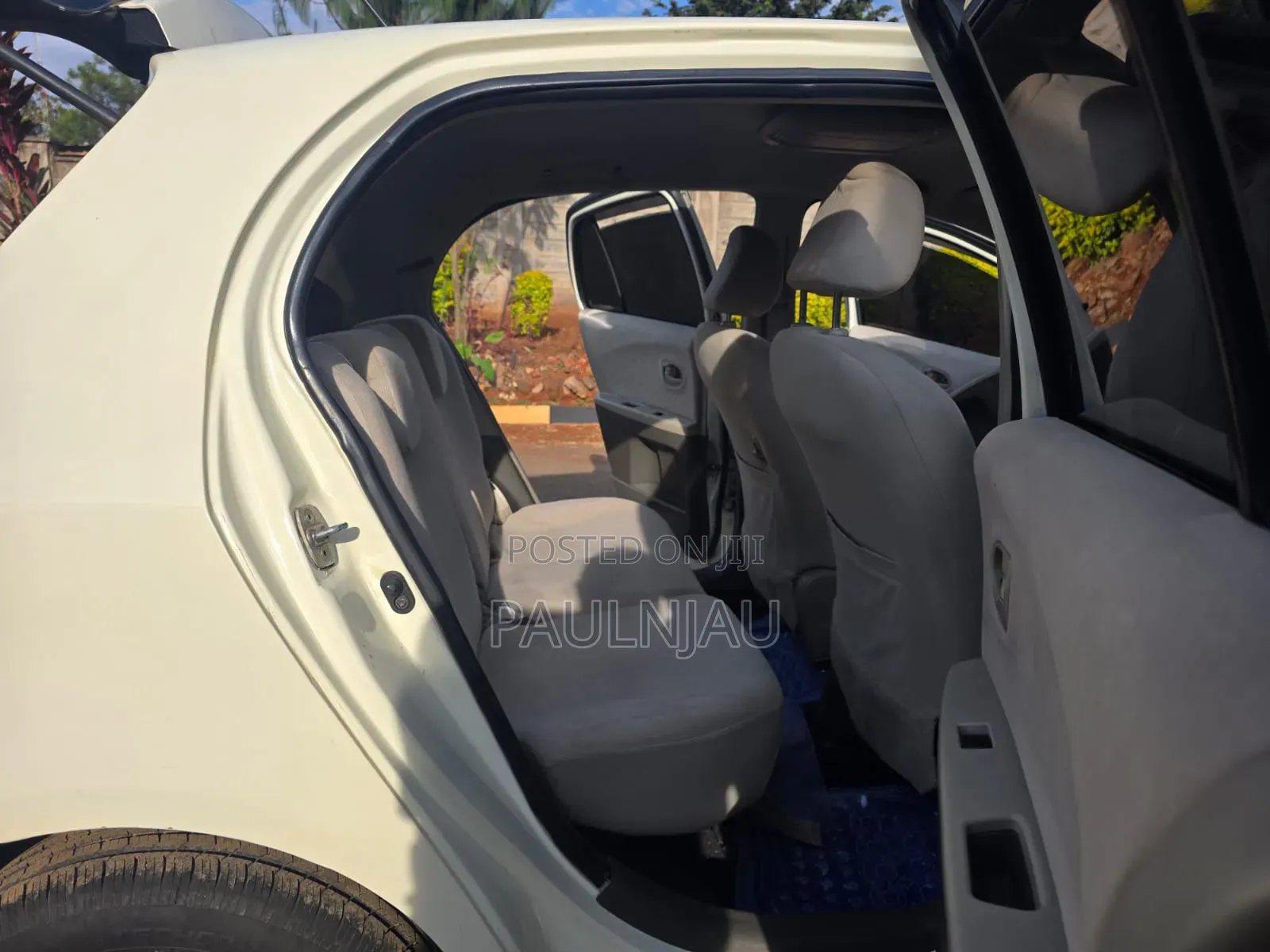 Toyota Vitz 2008 White
