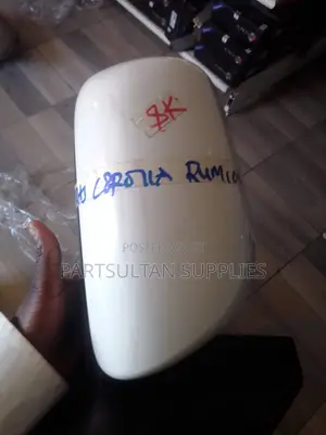 RHS Corolla Rumion Side Mirror