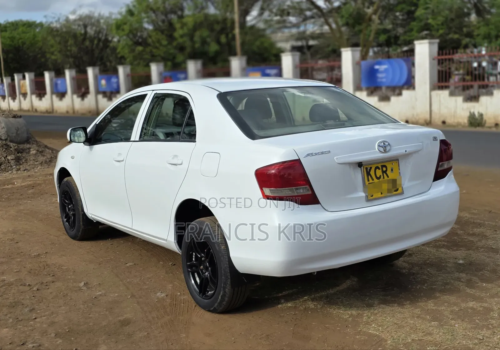 Toyota Axio 2010 Pearl