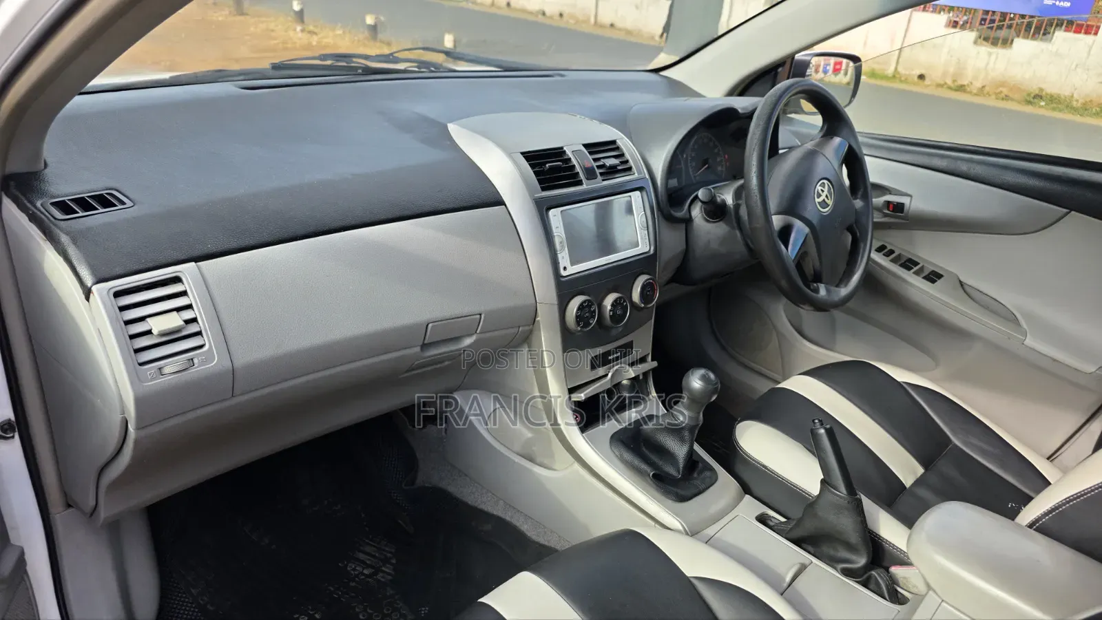 Toyota Axio 2010 Pearl