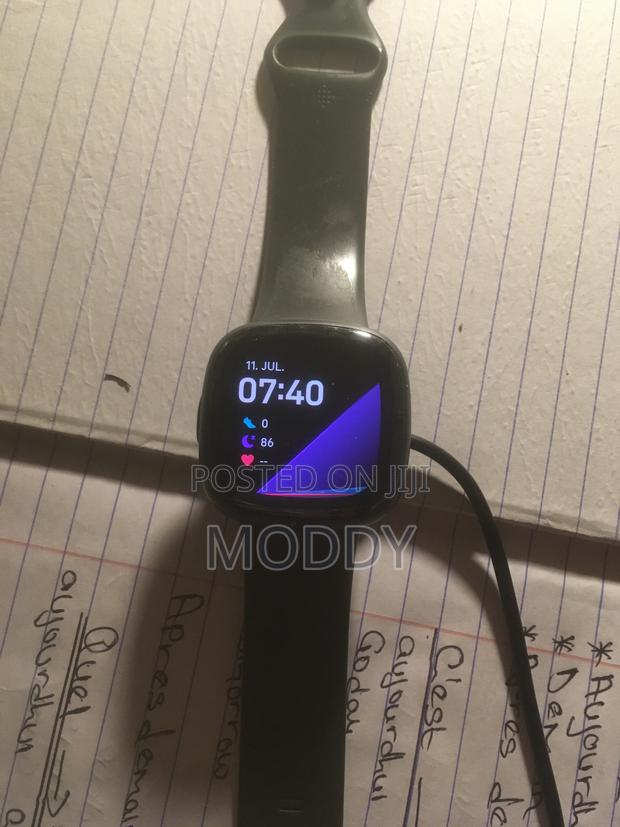 Fitbit Versa 3 GPS Original Germany - main view