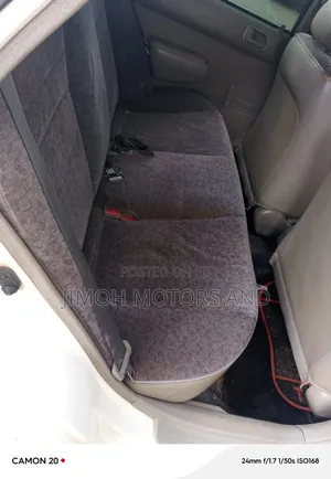 Toyota Corolla 1998 White