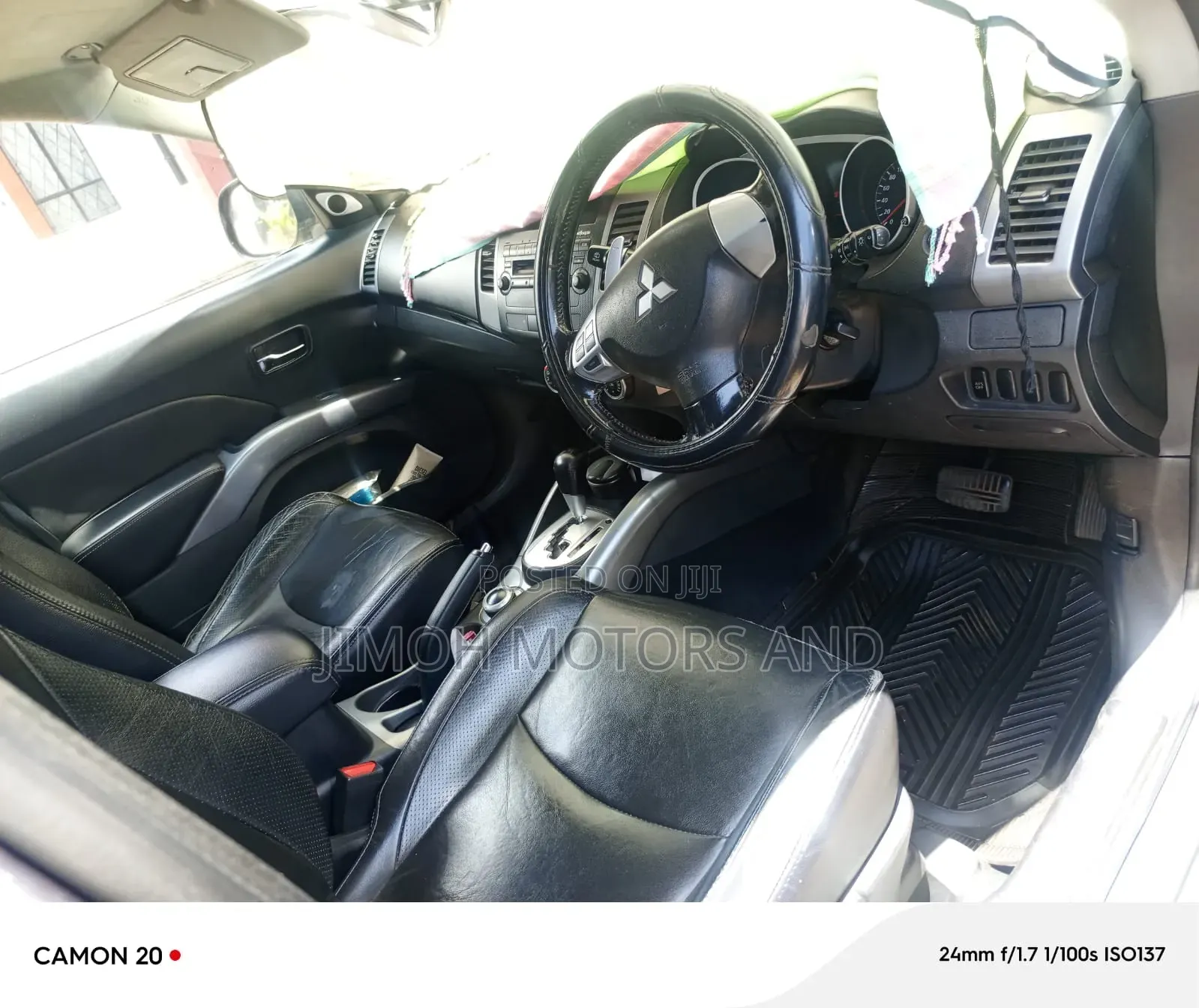 Mitsubishi Outlander 2010 Gray