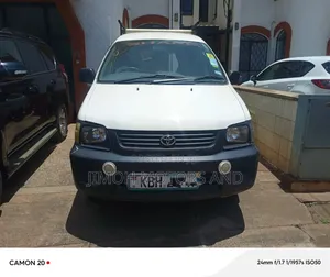 Toyota TownAce 2004 White
