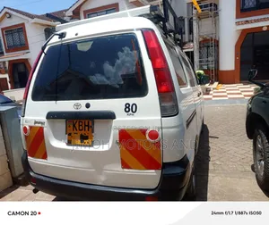 Toyota TownAce 2004 White