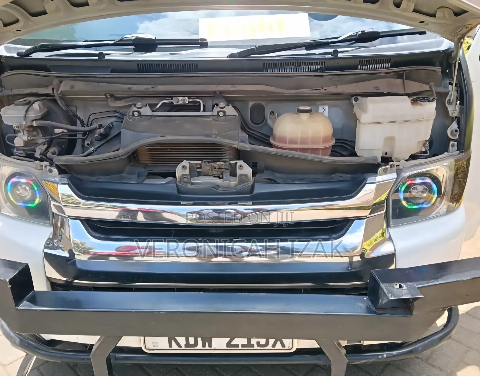 Toyota HiAce 2020 White