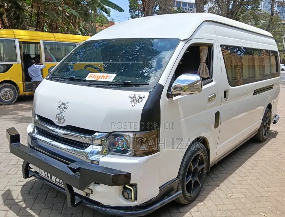 Toyota HiAce 2020 White