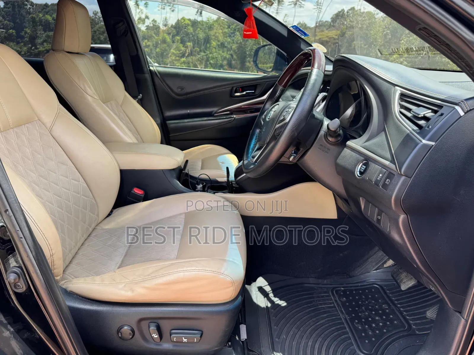 Toyota Harrier 2.0 2014 Gray