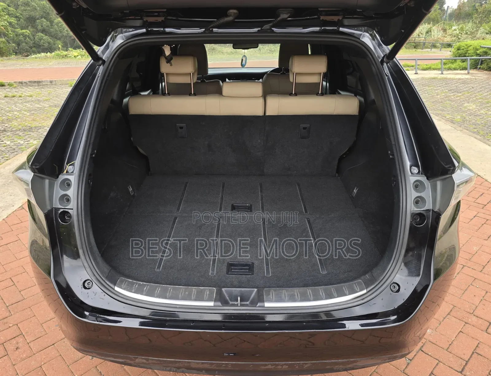 Toyota Harrier 2.0 2014 Gray