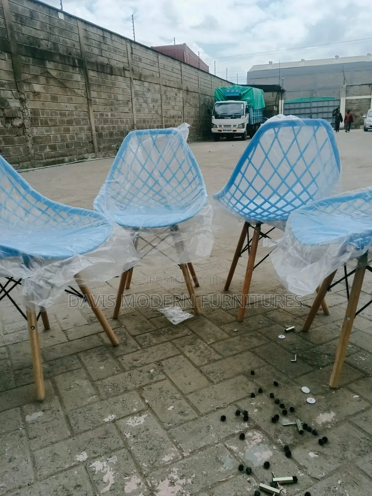Plastic Mesh Chair