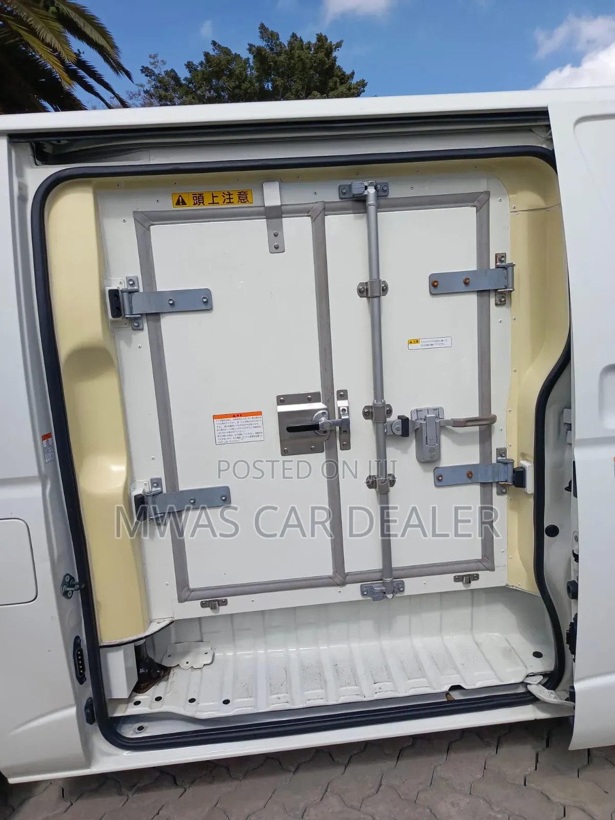Toyota HiAce 2019 White