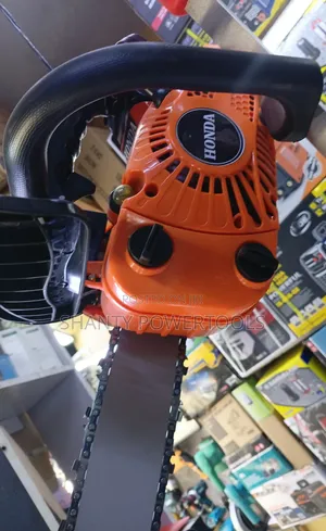 Honda Gasoline Chainsaw