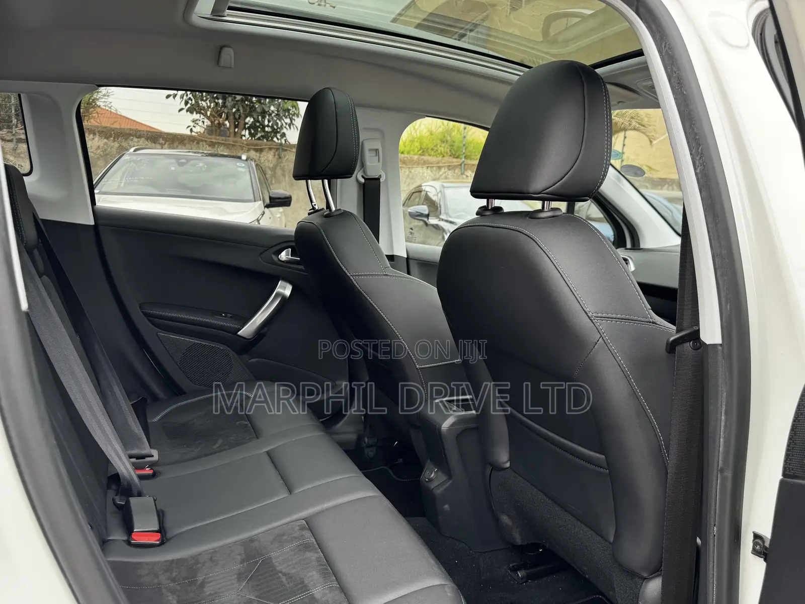 Peugeot 2008 2019 White
