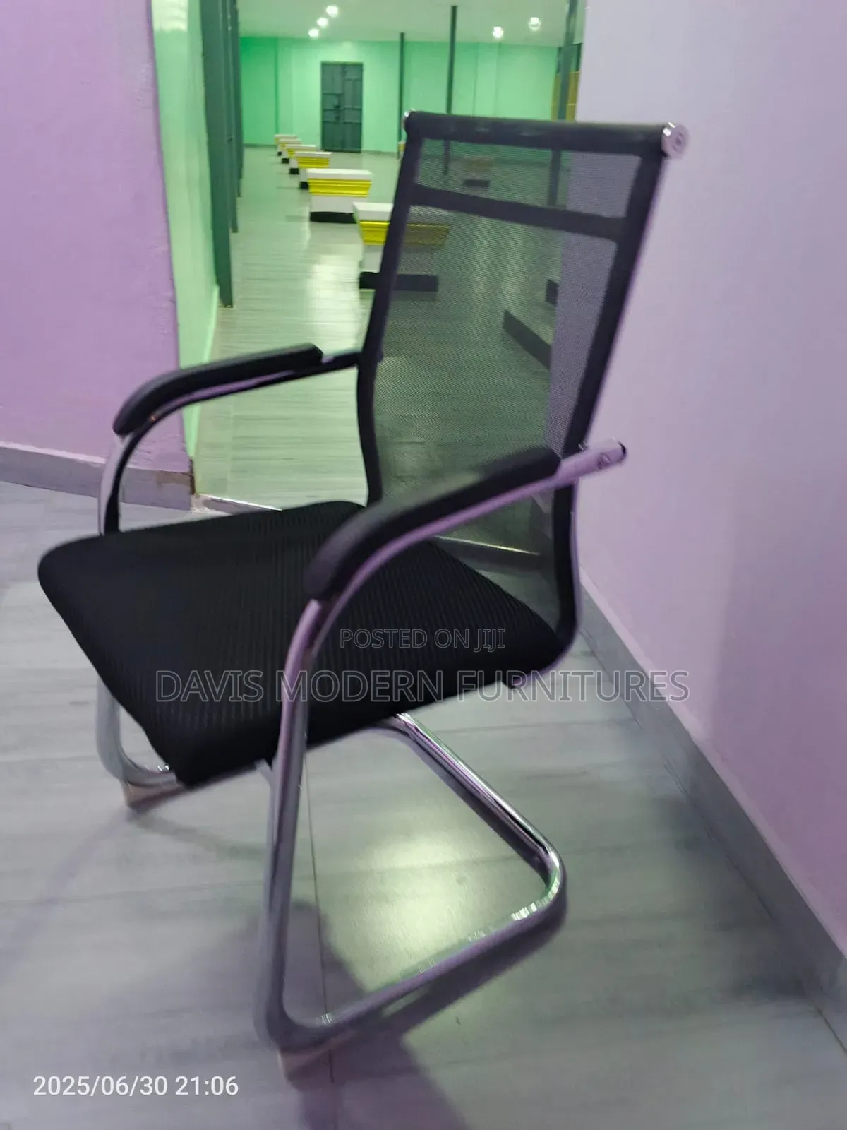 Cantilever Chairs