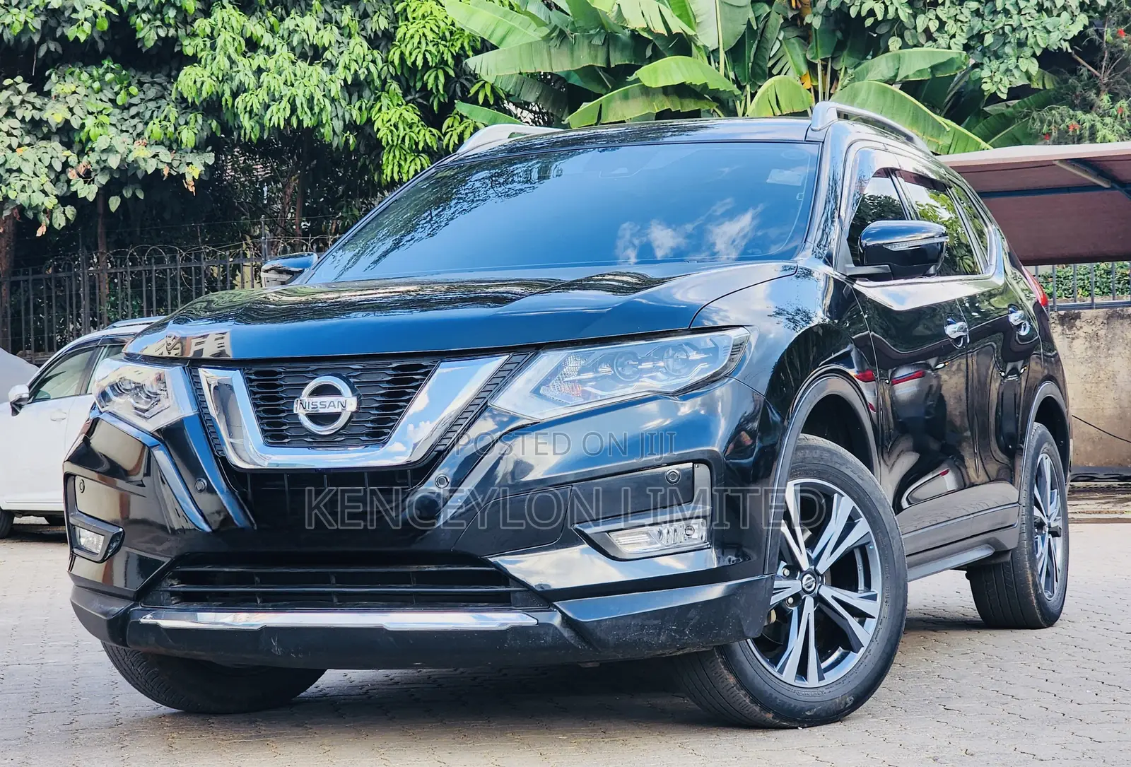 Nissan X-Trail 2.0 Petrol AWD 2018 Black