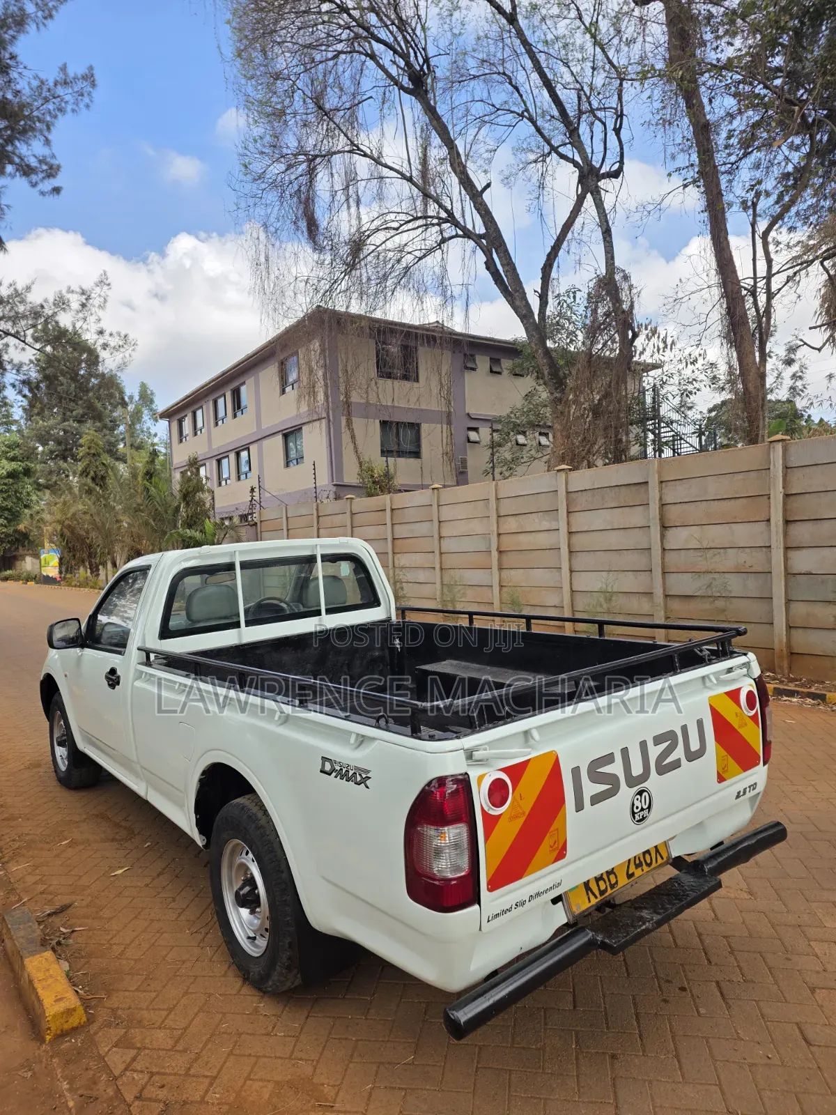 Isuzu D-MAX 2008 White