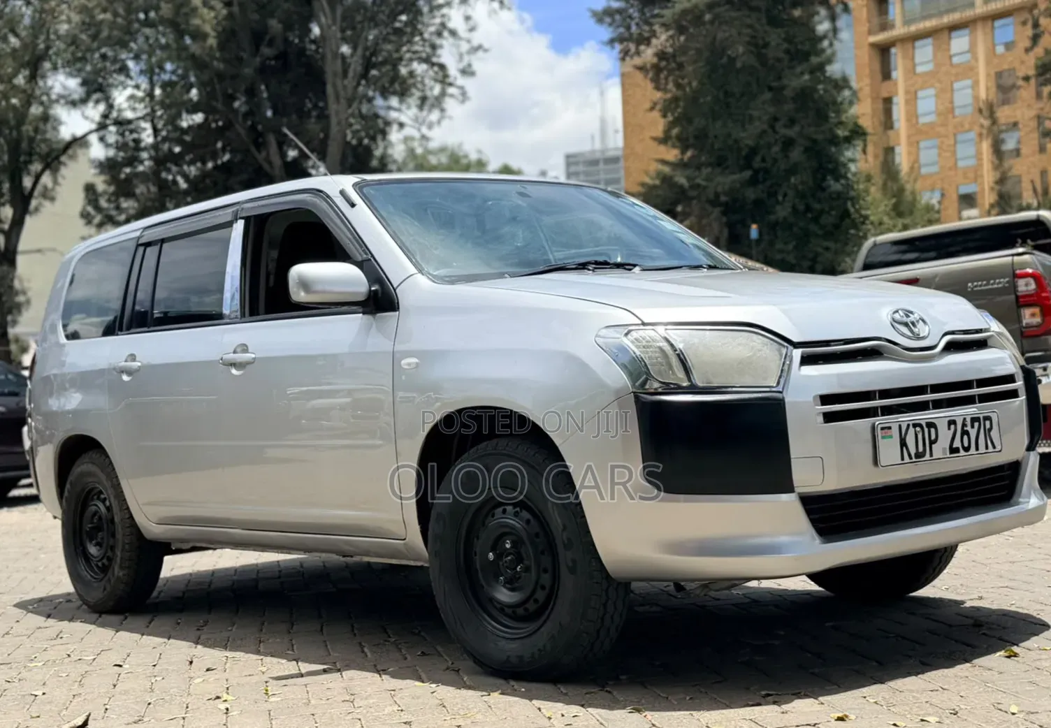 Toyota Succeed SV Premium 2016 Silver
