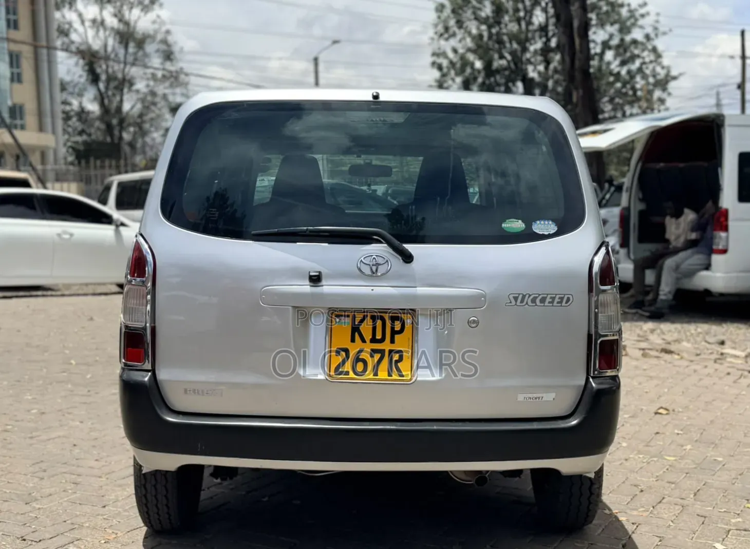 Toyota Succeed SV Premium 2016 Silver