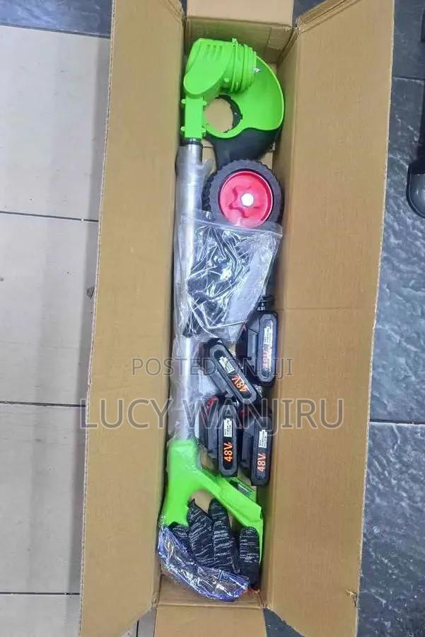 Makita Cordless Grass Cutter Machine - main view