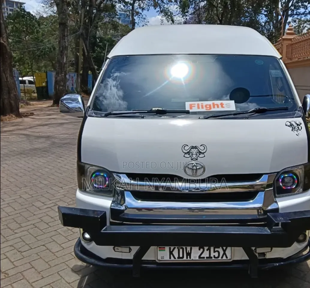 Toyota HiAce 2020 White