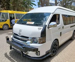 Toyota HiAce 2020 White