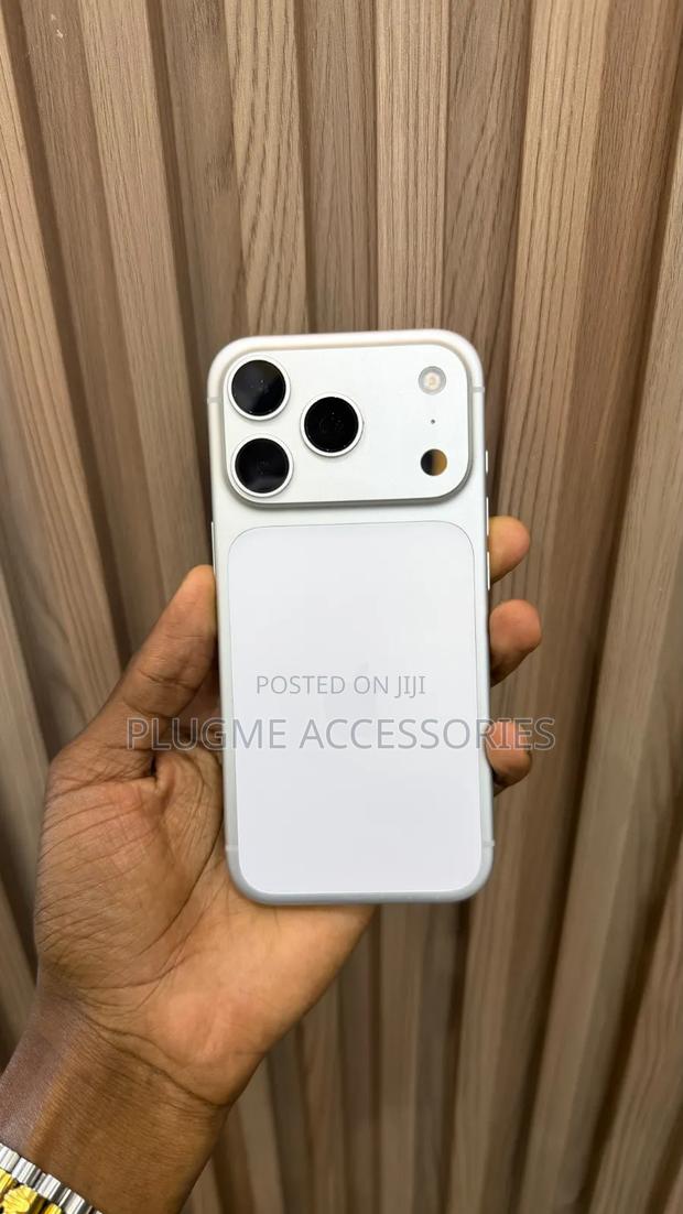 Apple iPhone 17 Pro 256 GB White - main view